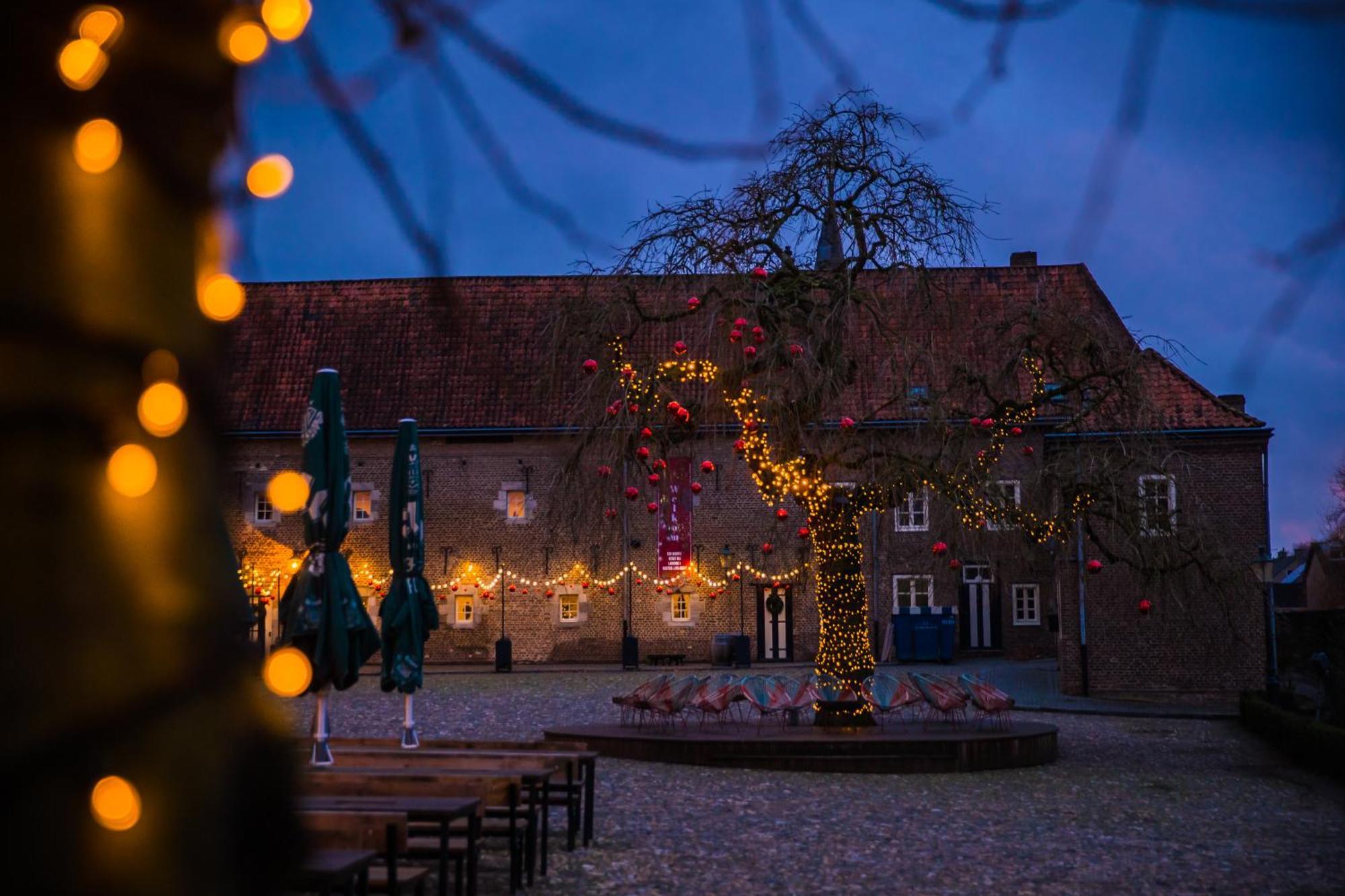 Bed and breakfast Landgoed Kasteel Limbricht Extérieur photo