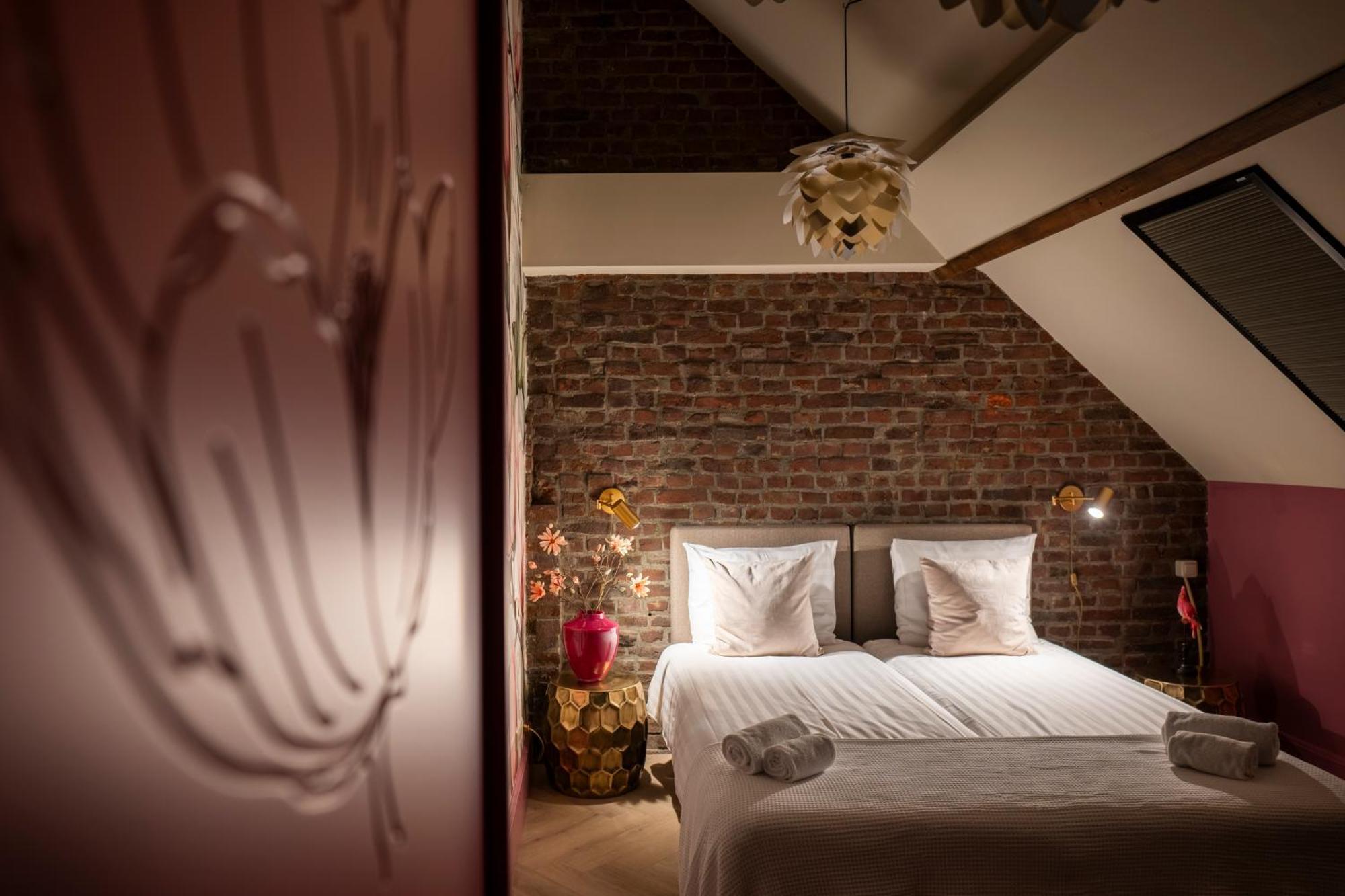 Bed and breakfast Landgoed Kasteel Limbricht Extérieur photo